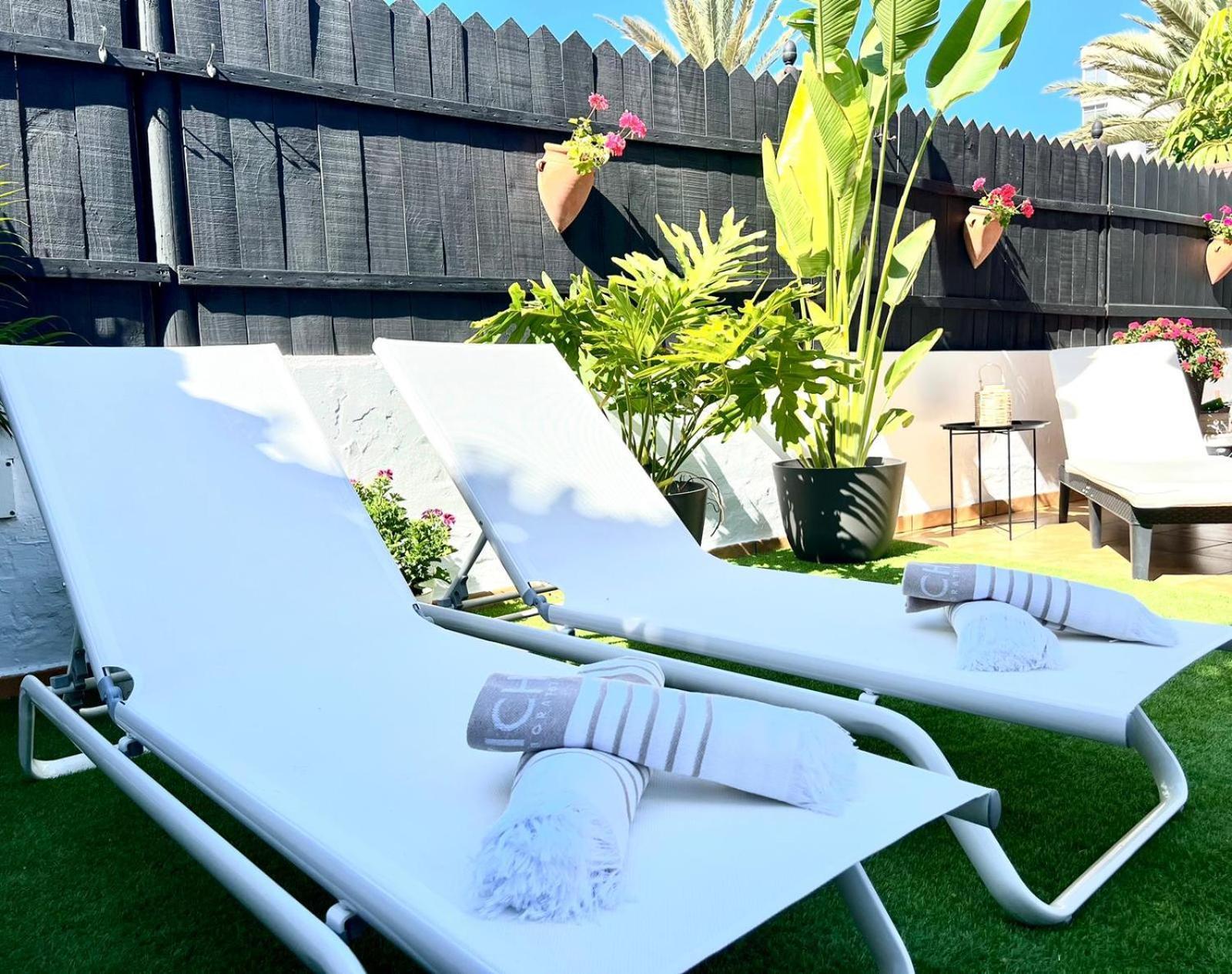 Oasis Beach Holiday Home With Jacuzzi Playa del Inglés Exterior foto
